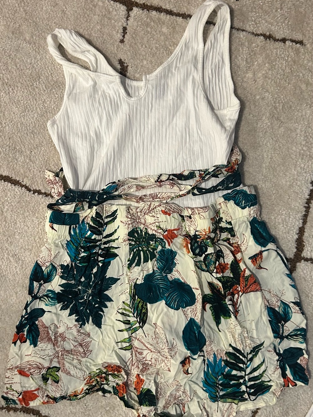 Women’s White Tropical Print Tie-Waist romper